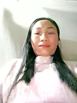 lucybaby00 online show from January 7, 2026, 9:50 pm