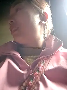 lucybaby00 online show from March 8, 2026, 2:48 am