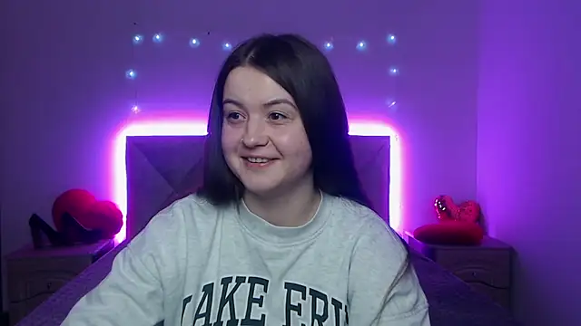 MavkaCute online show from February 9, 2026, 7:07 pm