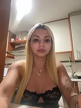 NoeliaGarcia17 online show from September 27, 2025, 10:15 pm