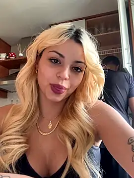 NoeliaGarcia17 online show from October 3, 2025, 3:20 pm