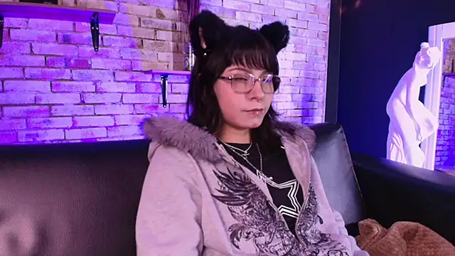 kitty malach online show from March 21, 2026, 3:11 am