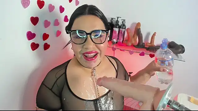 Snapshot of Alanna-sloppy chatting on May 31, 2026, 12:34 pm Alanna-sloppy online show from May 31, 2026, 12:34 pm