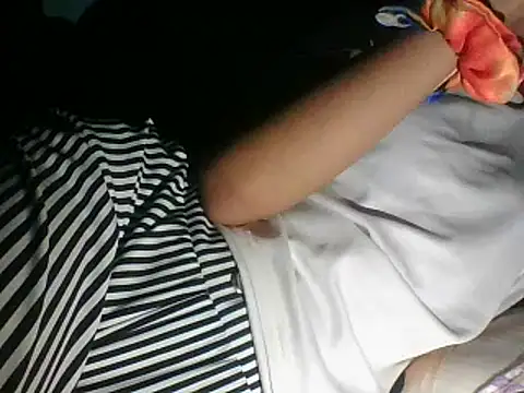 Snapshot of Your-muskan chatting on September 21, 2025, 8:49 am Your-muskan online show from September 21, 2025, 8:49 am