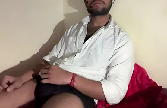 RavenBlack21 online show from January 6, 2026, 11:07 pm