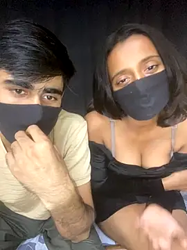 Joy Love Roxie online show from October 14, 2025, 8:20 pm