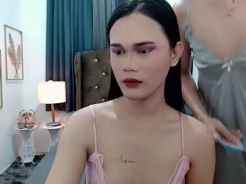 airyloove online show from September 29, 2025, 11:42 pm