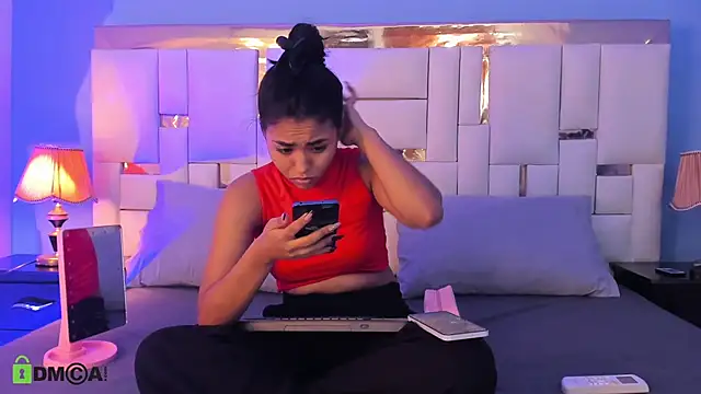 Snapshot of JadeeKhan chatting on September 25, 2025, 9:40 pm JadeeKhan online show from September 25, 2025, 9:40 pm