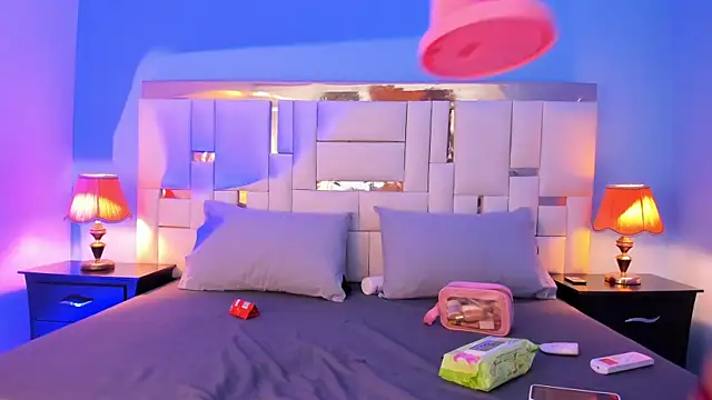 Snapshot of JadeeKhan chatting on October 4, 2025, 8:07 pm JadeeKhan online show from October 4, 2025, 8:07 pm