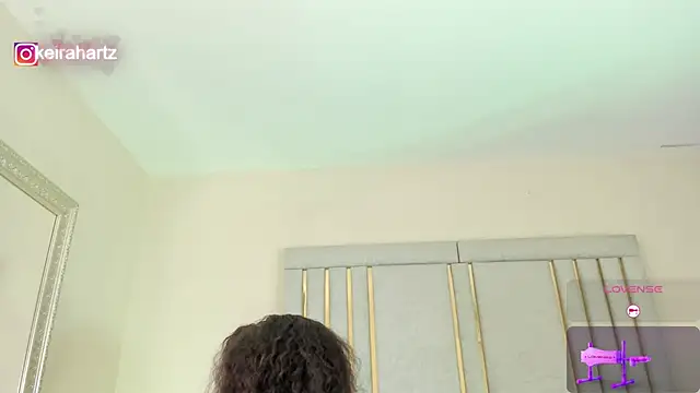 Snapshot of Keirahartz chatting on March 17, 2026, 12:19 pm Keirahartz online show from March 17, 2026, 12:19 pm