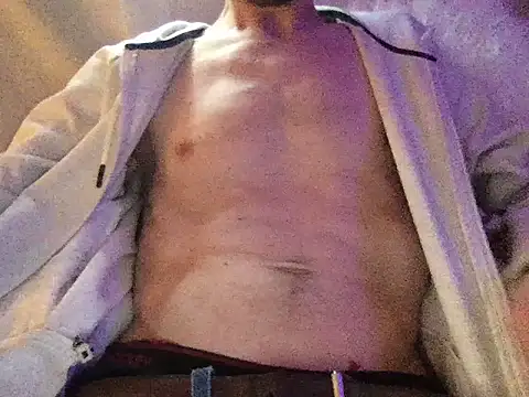 Snapshot of handyman7766 chatting on January 17, 2025, 12:53 am handyman7766 online show from January 17, 2025, 12:53 am