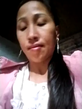 cute love00 online show from November 11, 2025, 2:06 pm