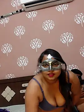 sana khan666 online show from October 18, 2025, 7:03 pm