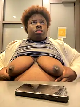 Breezylws online show from September 9, 2025, 5:51 am