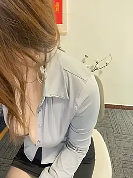 jiajia1060 online show from March 27, 2026, 9:21 am