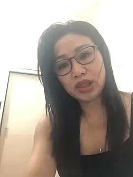 Snapshot of Vitamin_sexy chatting on September 10, 2025, 1:22 pm Vitamin sexy online show from September 10, 2025, 1:22 pm