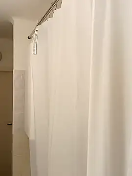 Premium-Jogurt online show from November 25, 2025, 1:05 am