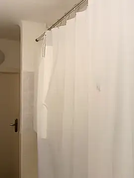 Premium-Jogurt online show from November 27, 2025, 1:02 pm