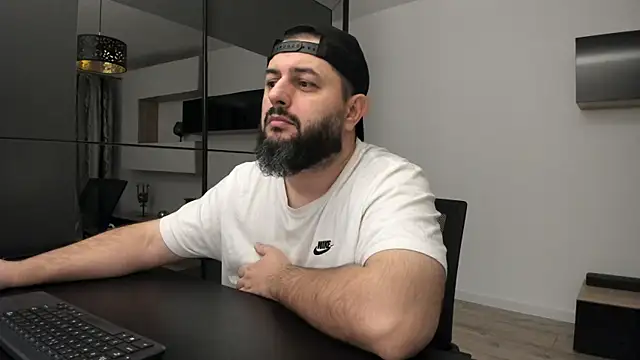 DravenPeak online show from November 5, 2025, 4:12 am