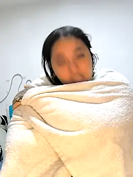 butterfly777  online show from April 21, 2026, 9:26 am