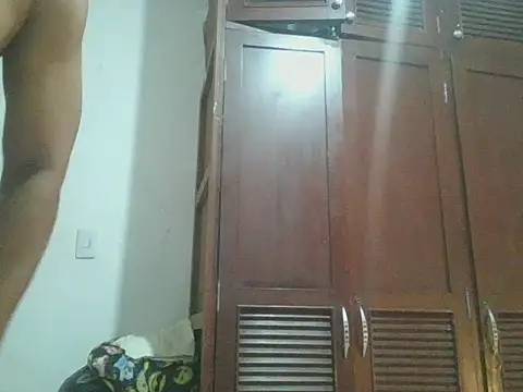 Snapshot of Jota_Alejand chatting on December 1, 2025, 6:46 pm Jota Alejand online show from December 1, 2025, 6:46 pm