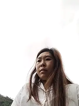 vivi cute online show from September 25, 2025, 12:58 am