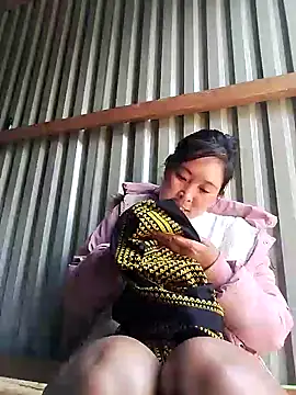 vivi cute online show from October 9, 2025, 7:50 am