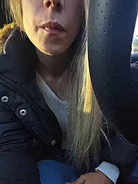 PetiteSecrets online show from December 3, 2025, 3:43 pm