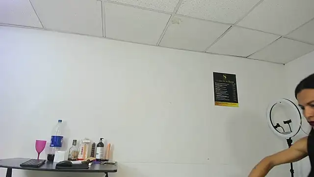 Snapshot of Aisha_hotts777 chatting on September 29, 2025, 1:00 am Aisha hotts777 online show from September 29, 2025, 1:00 am