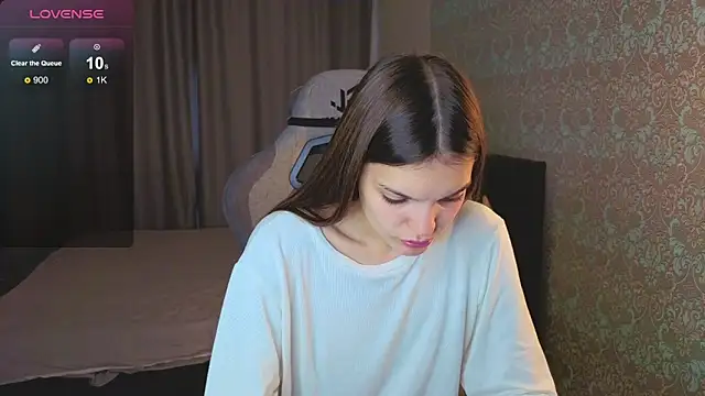 magic shy  online show from September 19, 2025, 1:29 am