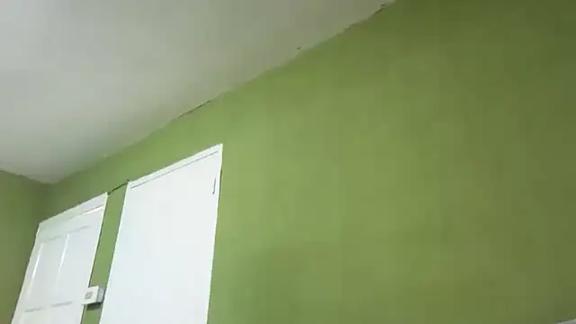 Liaprettygirl online show from February 5, 2026, 7:29 pm