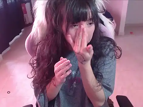 ScarlettShirahoshi online show from February 17, 2026, 4:46 pm