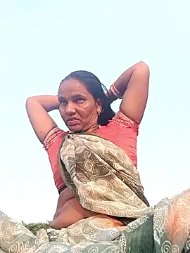 Pinky12A online show from November 10, 2025, 10:47 am