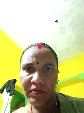 Pinky12A online show from November 12, 2025, 3:07 am