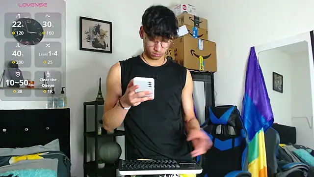 Gael Jones online show from September 23, 2025, 2:58 am