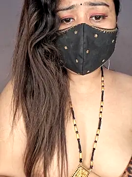 indian-hotmilfs online show from March 27, 2026, 12:27 am