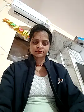 Sonam dhakad online show from November 9, 2025, 3:32 pm