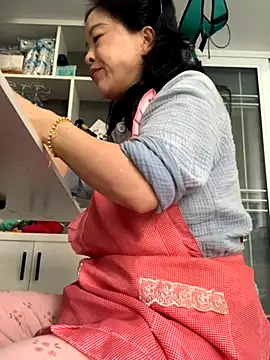 Snapshot of cgooh-611 chatting on October 28, 2025, 5:33 am cgooh-611 online show from October 28, 2025, 5:33 am