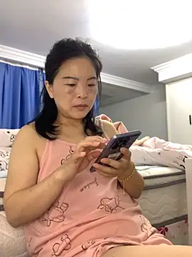 Snapshot of cgooh-611 chatting on November 1, 2025, 7:32 am cgooh-611 online show from November 1, 2025, 7:32 am