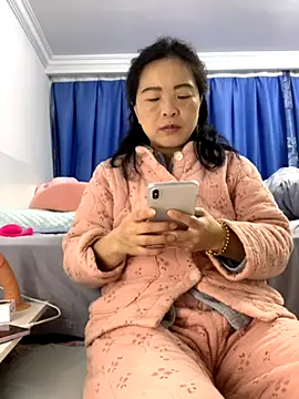 Snapshot of cgooh-611 chatting on November 23, 2025, 4:23 am cgooh-611 online show from November 23, 2025, 4:23 am