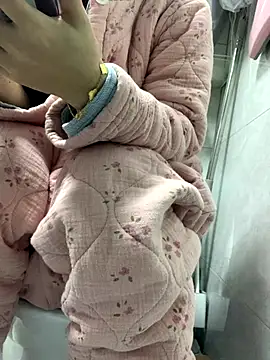 Snapshot of cgooh-611 chatting on November 27, 2025, 2:24 am cgooh-611 online show from November 27, 2025, 2:24 am