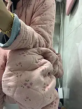 Snapshot of cgooh-611 chatting on December 1, 2025, 1:10 am cgooh-611 online show from December 1, 2025, 1:10 am