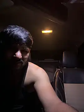 DeepakFucker01 online show from October 12, 2025, 1:43 pm