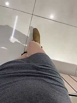 Snapshot of littleqiu chatting on April 12, 2026, 11:26 am littleqiu online show from April 12, 2026, 11:26 am