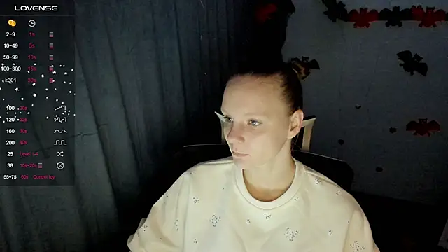 Kassandra XX online show from October 21, 2025, 1:23 pm