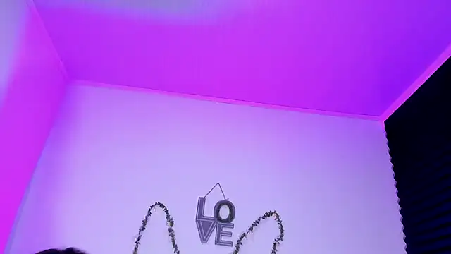 SagiraBelle online show from March 19, 2026, 5:17 pm