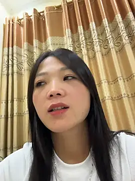 thaoyeuuu online show from November 1, 2025, 4:58 am