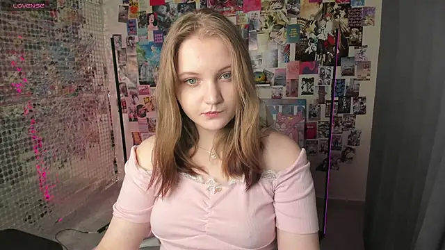 Solefreee online show from September 9, 2025, 9:42 am