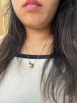 bunny b4nny online show from November 16, 2025, 4:01 pm