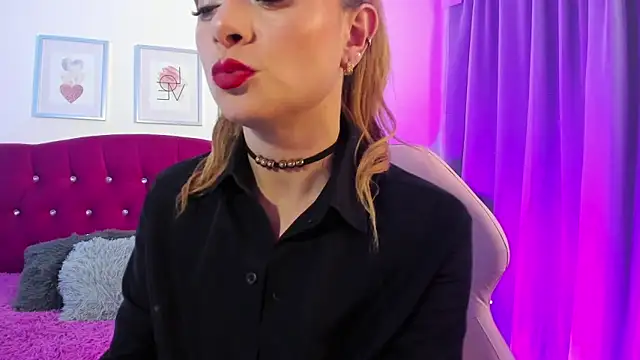scarlett blake11 online show from September 16, 2025, 3:51 am